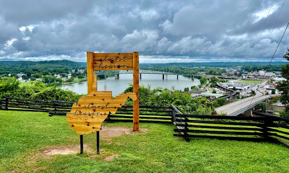 Fort-Boreman-Scenic-Overlook_d8de9928adf9ca9a3f3a2e21f98043cc