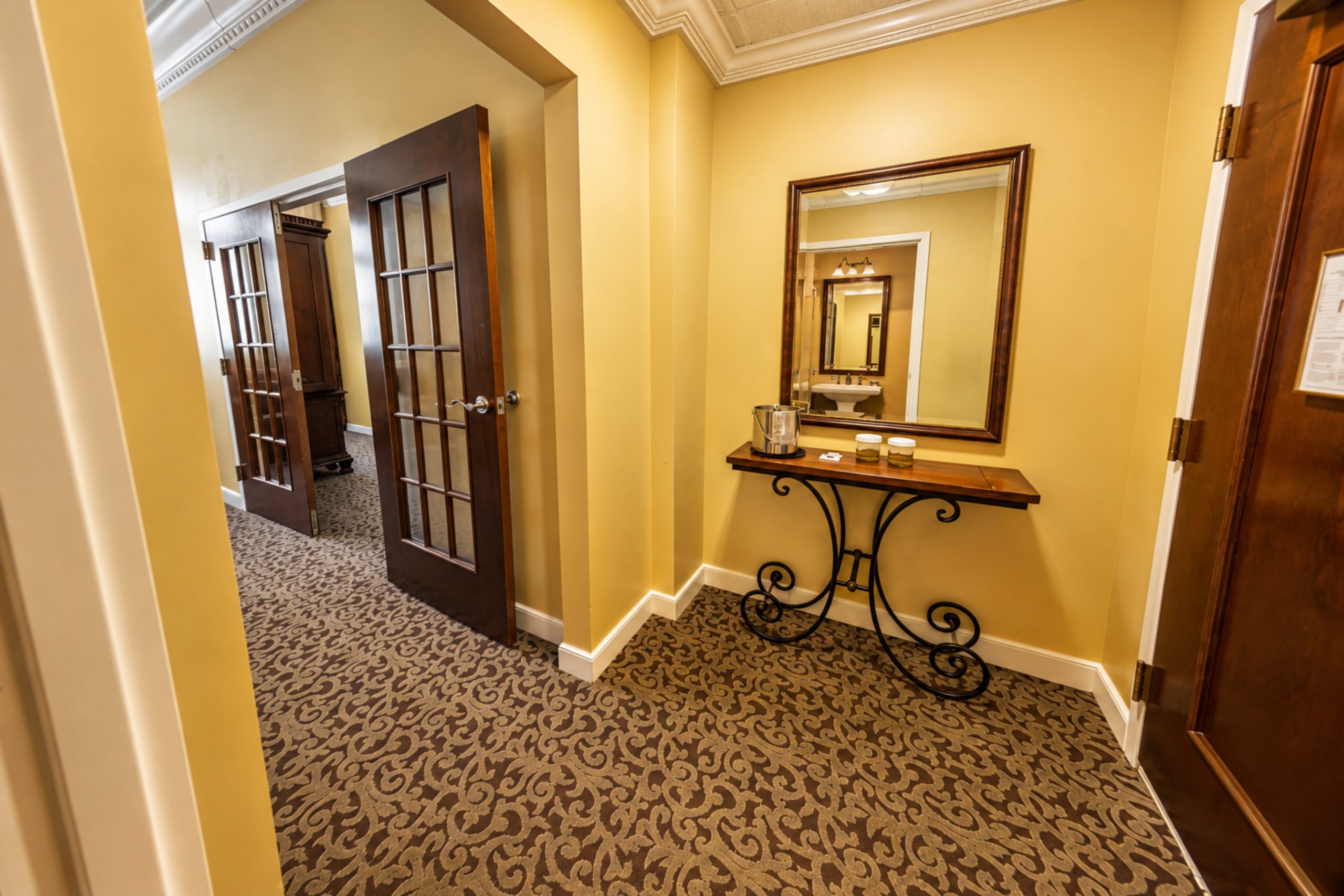 Blennerhassett WYNDHAM Pictures 2-28-executive suite 3 Traditional Double Room at The Blennerhassett, a Giovanni Hotel and Spa. Photo: Karl Gabb for Taylor Hospitality